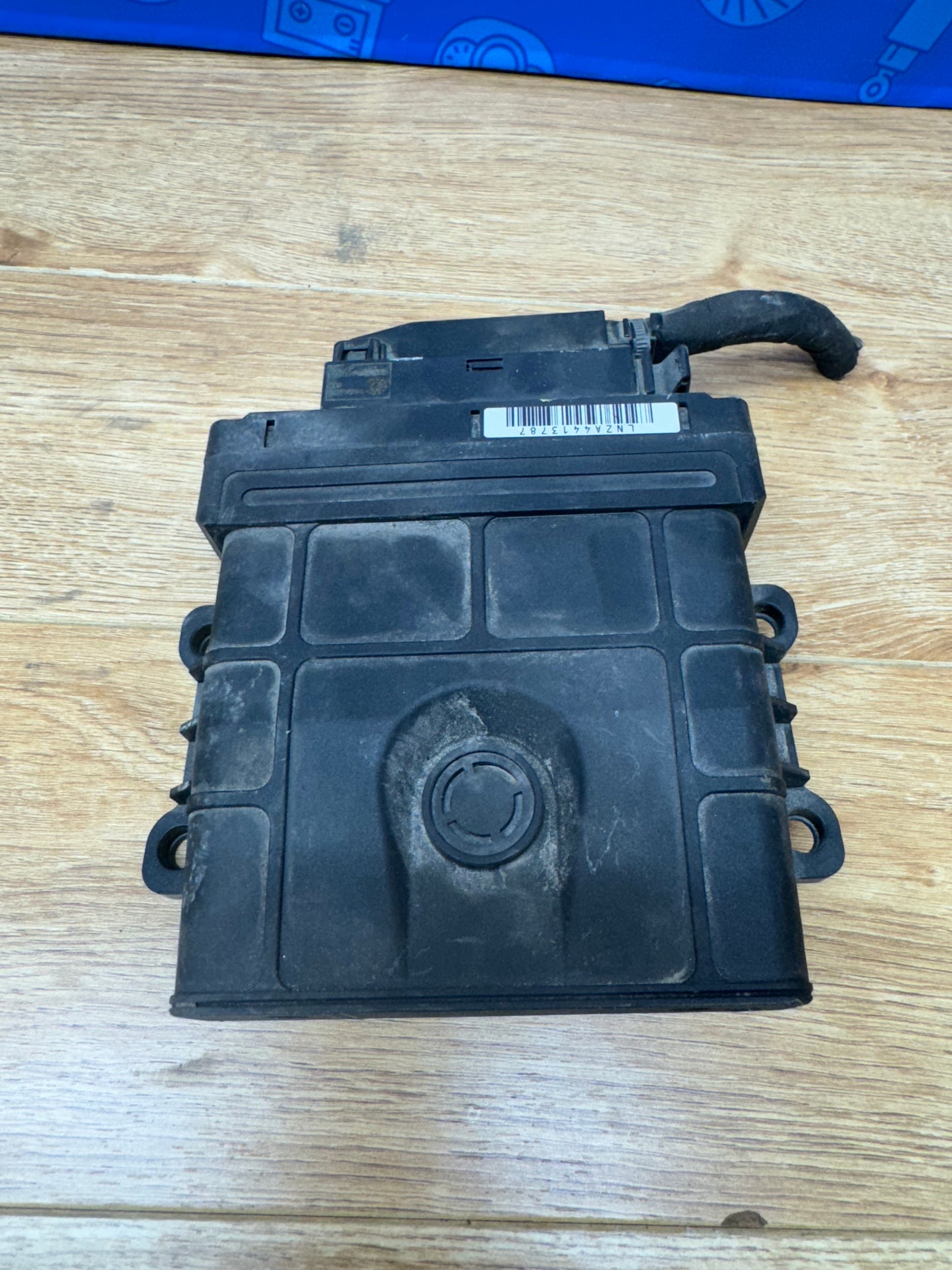 Volkswagen MK6 Automatic Transmission Control 09G927749A