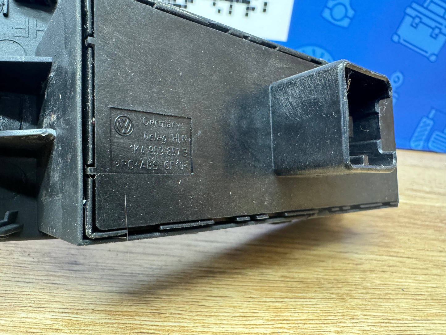 Volkswagen 2011 MK6 Jetta Master Window Control Switch