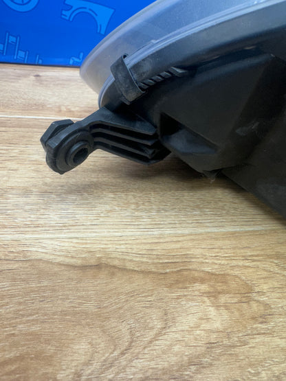 MK5 Golf GTI/GLI Xenon Headlight Passenger Right
