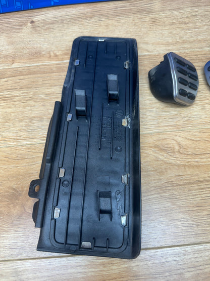 Volkswagen Mk5/6 GTI/GLI Pedal Set Manual