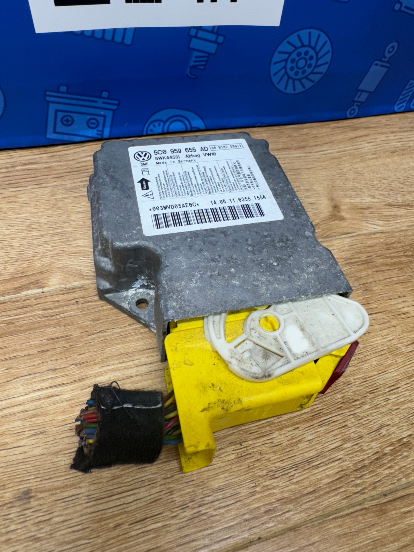Volkswagen MK6 Control Sensor Module 5C0959655AD