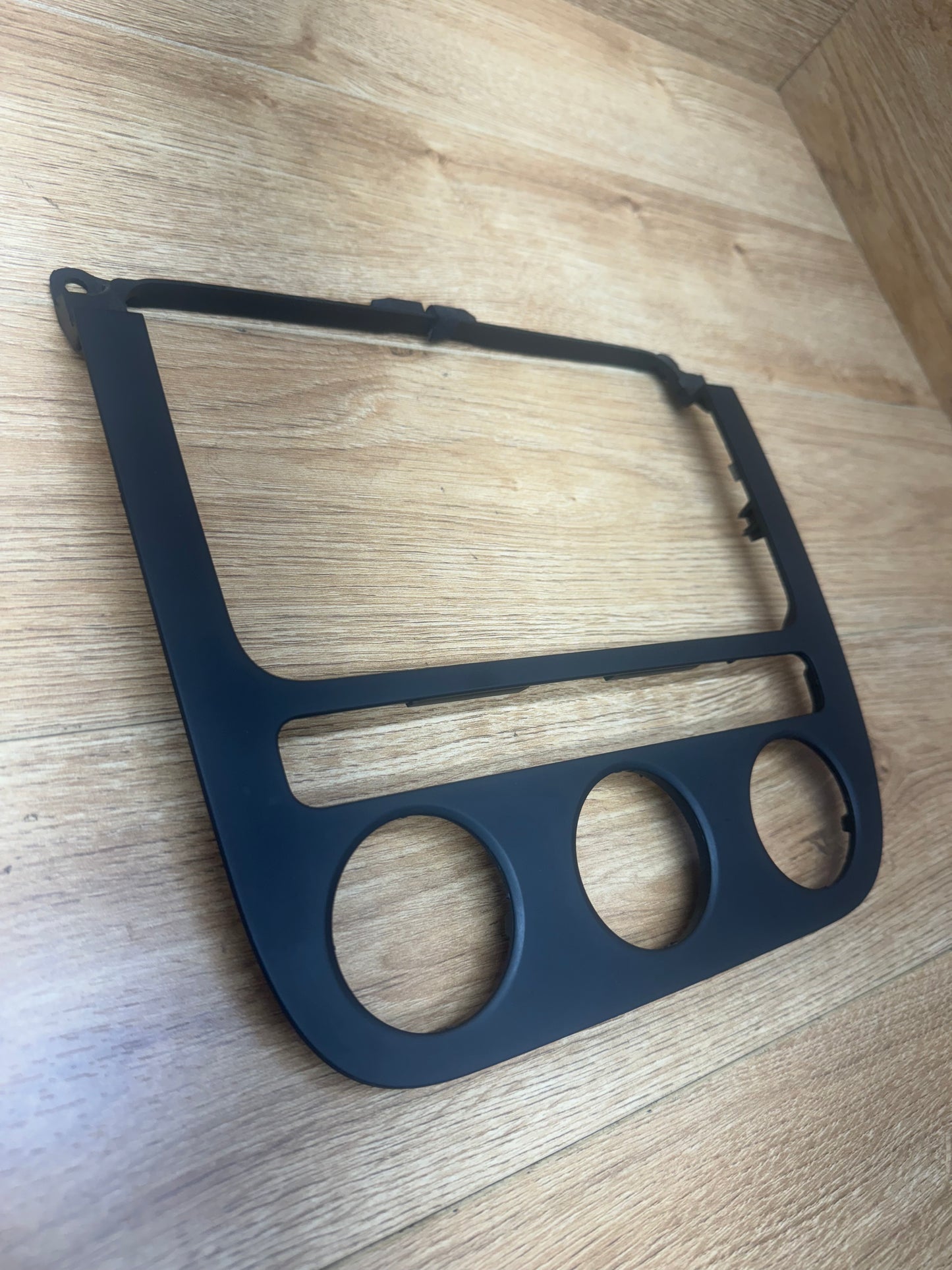 MK5 Climatronic Radio Surround