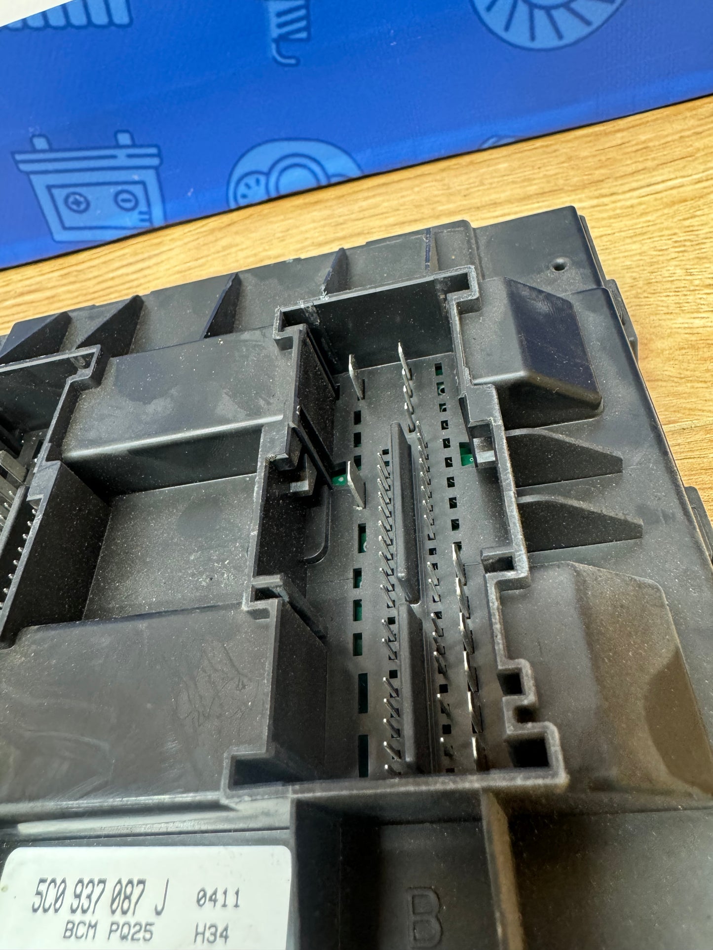 Volkswagen MK6 body Control Module 5C093787J