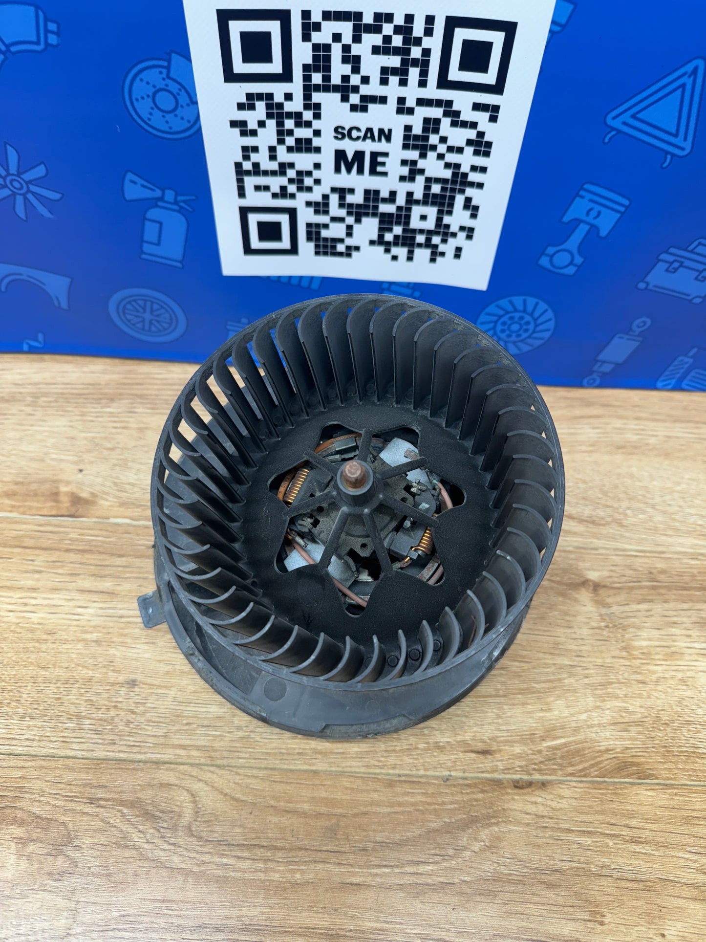 Volkswagen 2011 MK6 Jetta Blower Motor (damaged connector)