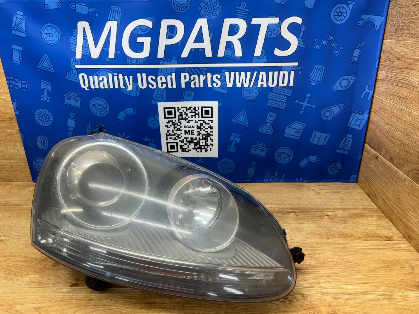 MK5 Golf GTI/GLI Xenon Headlight Passenger Right