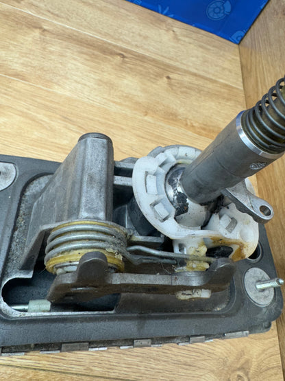 Volkswagen MK6 6 Speed Manual Shifter Box & Linkage