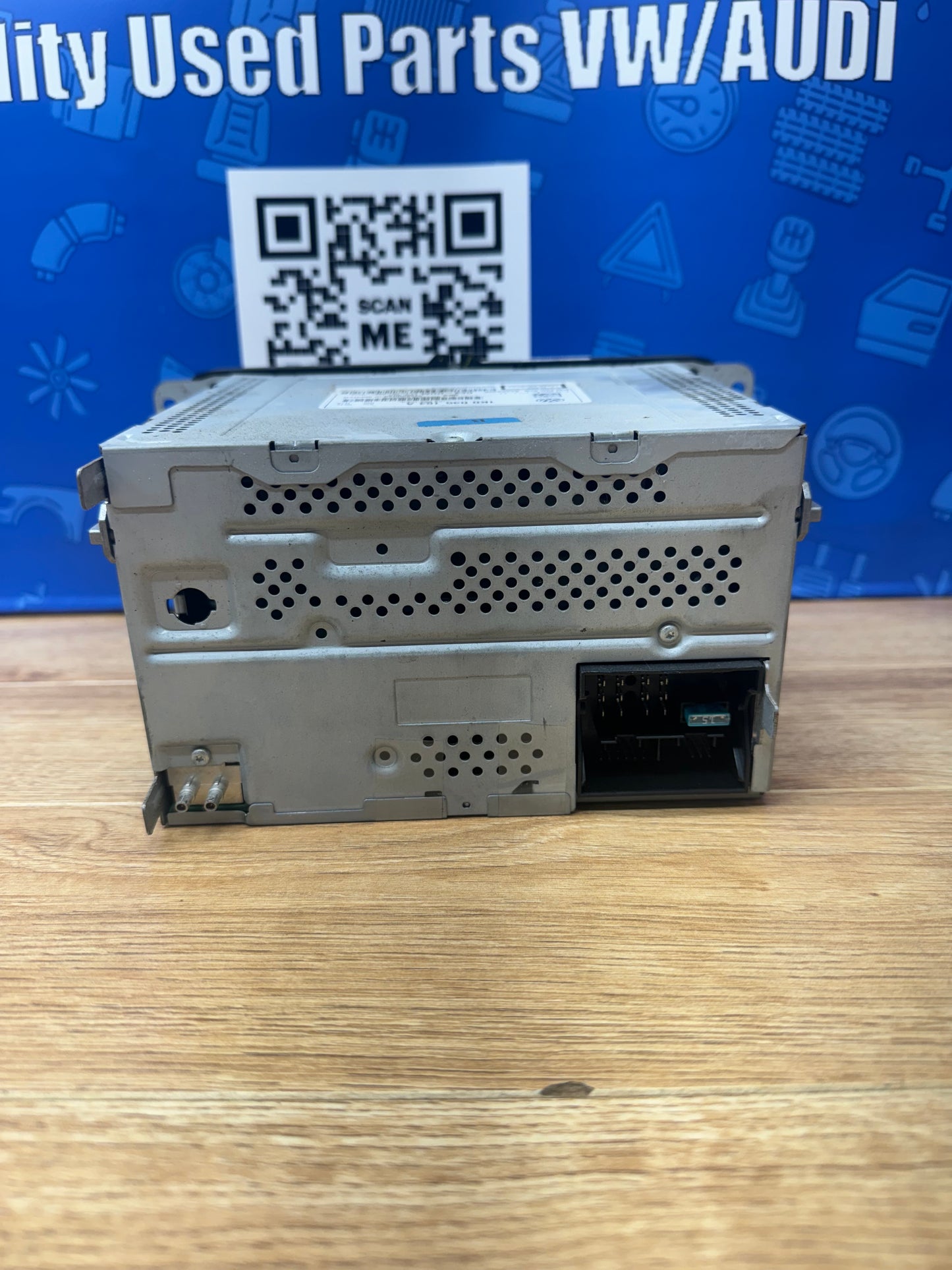 Volkswagen MK6 Radio 1K0035164A