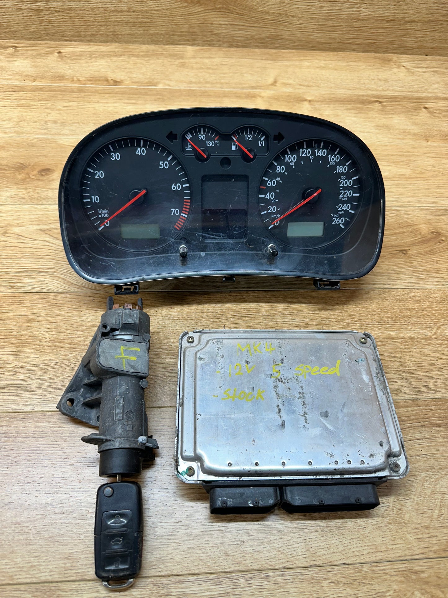 12V VR6 AFP Cluster / Ignition & Key / ECU