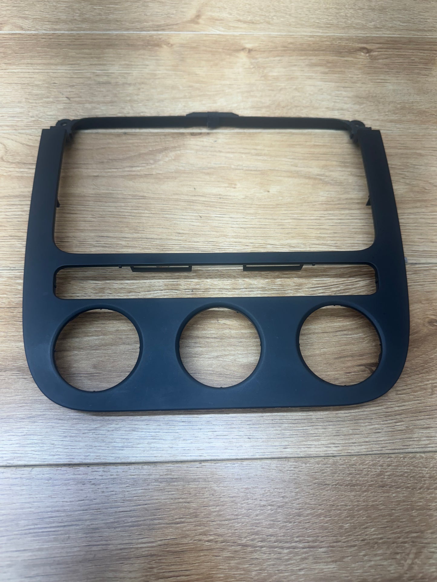 MK5 Climatronic Radio Surround