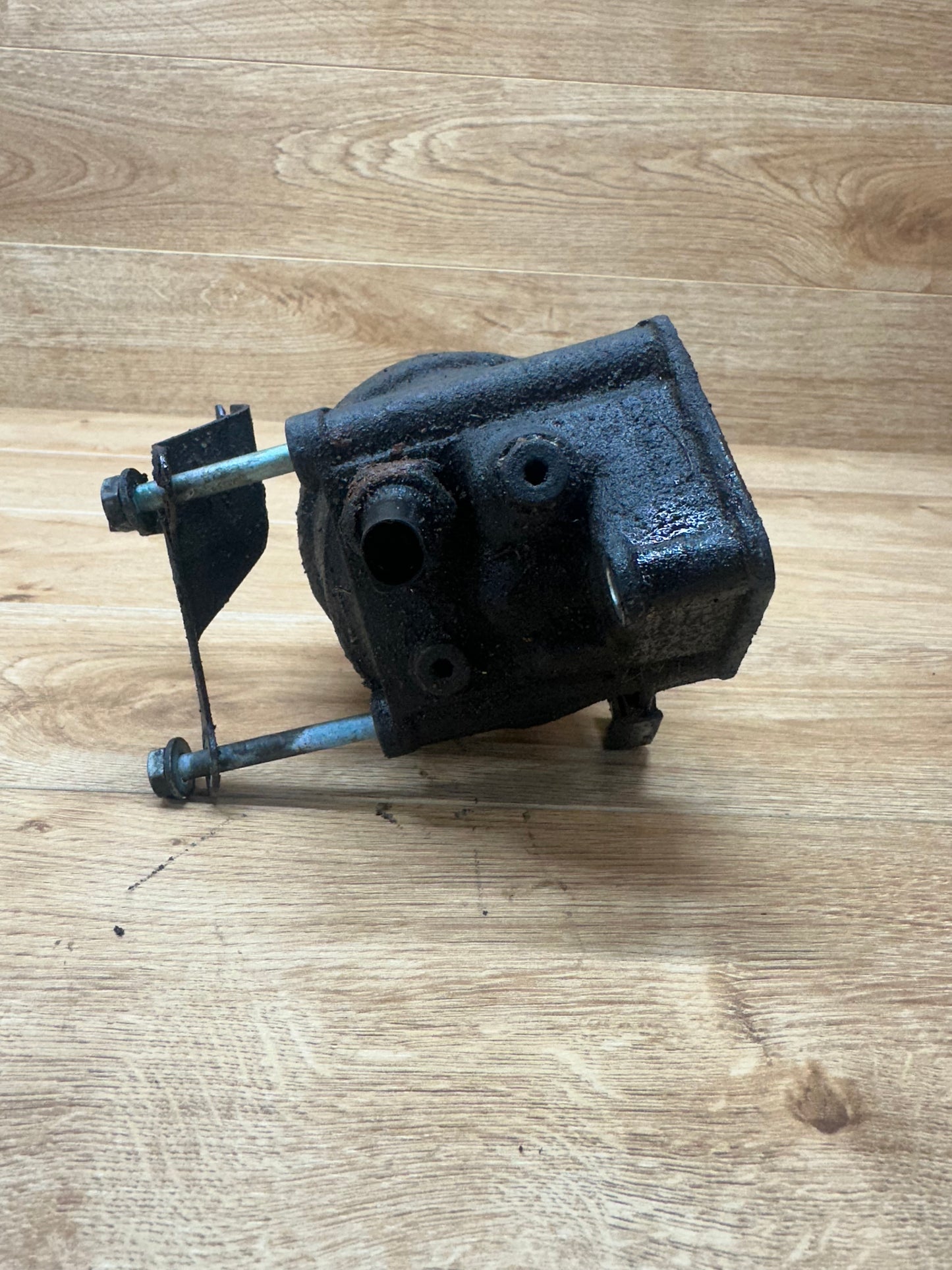 12V VR6 AFP Oil Filter Housing