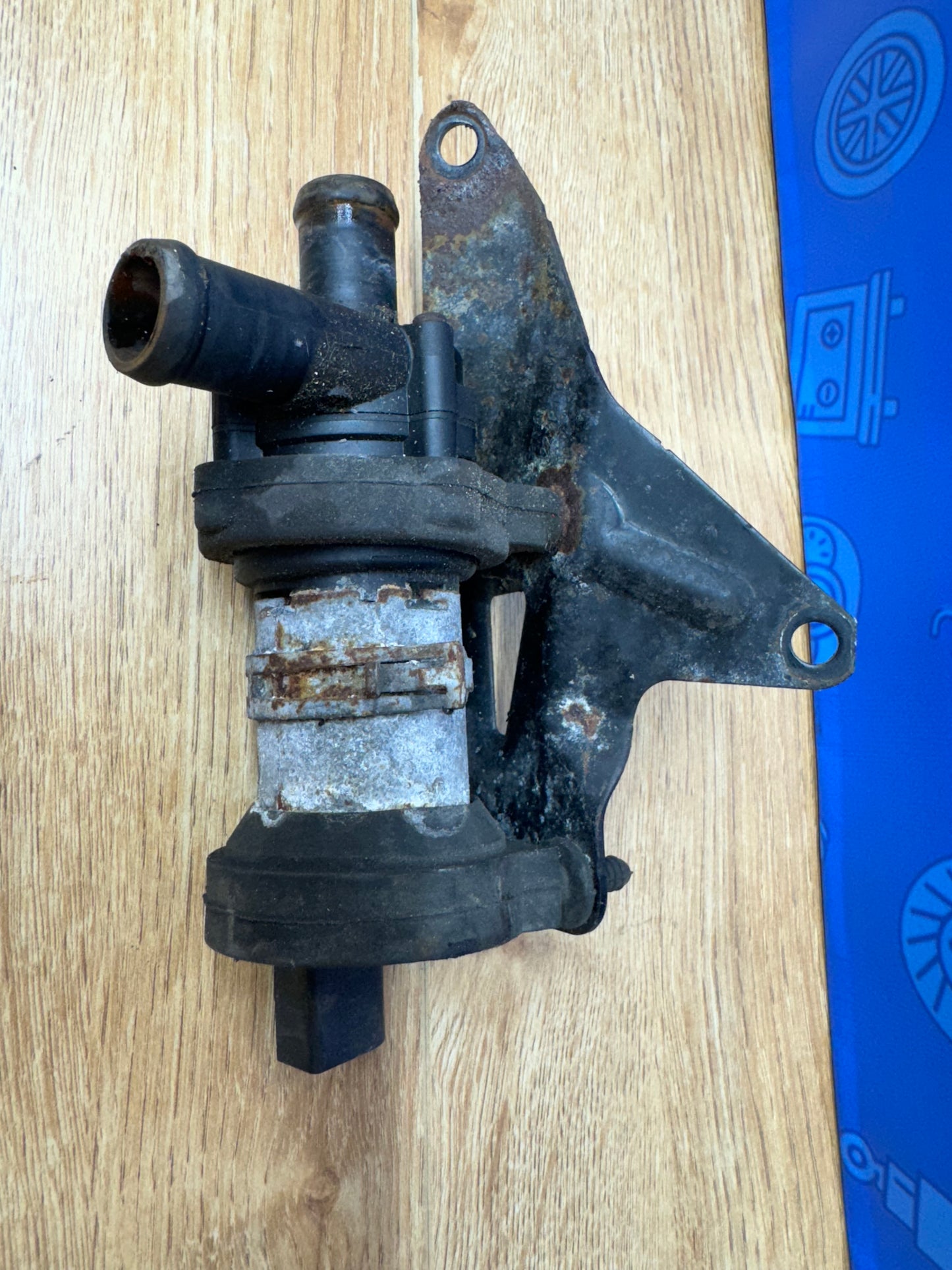 24V VR6 Mk4 Coolent Pump/ Auxiliary water pump