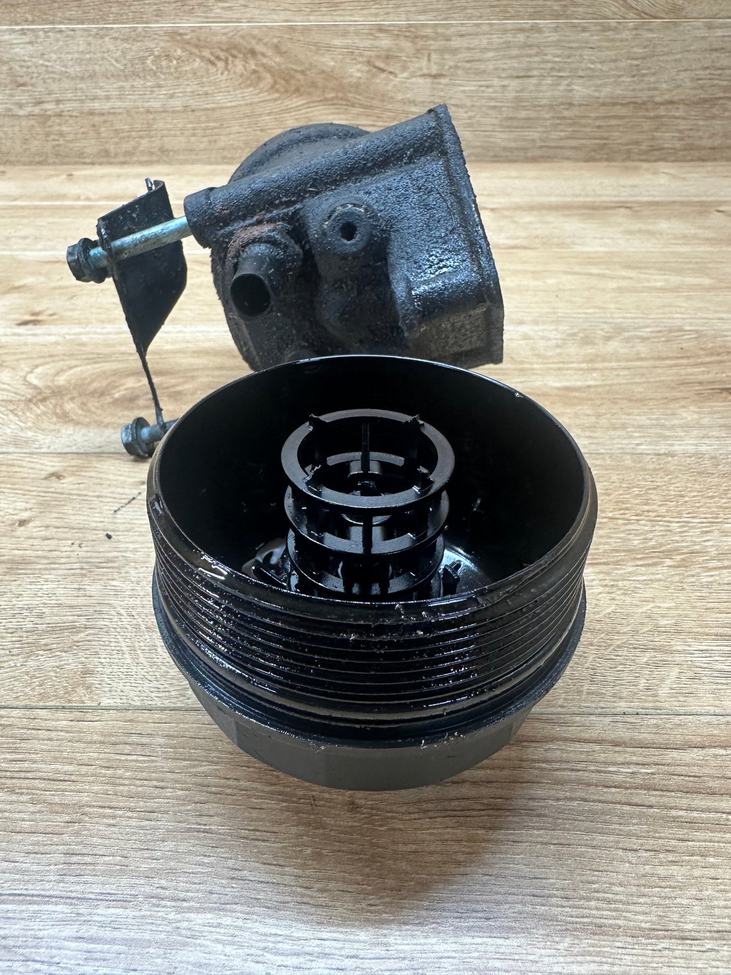 12V VR6 AFP Oil Filter Housing
