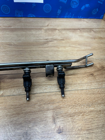 1.8T AWD Fuel Rail With Injectors