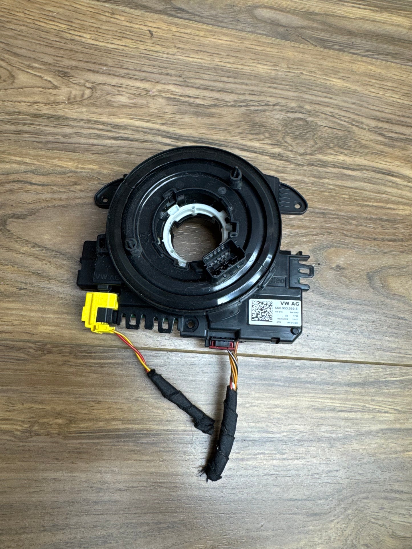 MK6 2013 Jetta GLI Clock Spring Module 5K0953569E