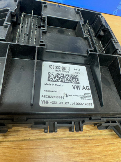 Volkswagen MK6 body Control Module 5C093787J
