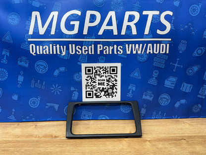 Volkswagen MK6 GTI Radio Trim