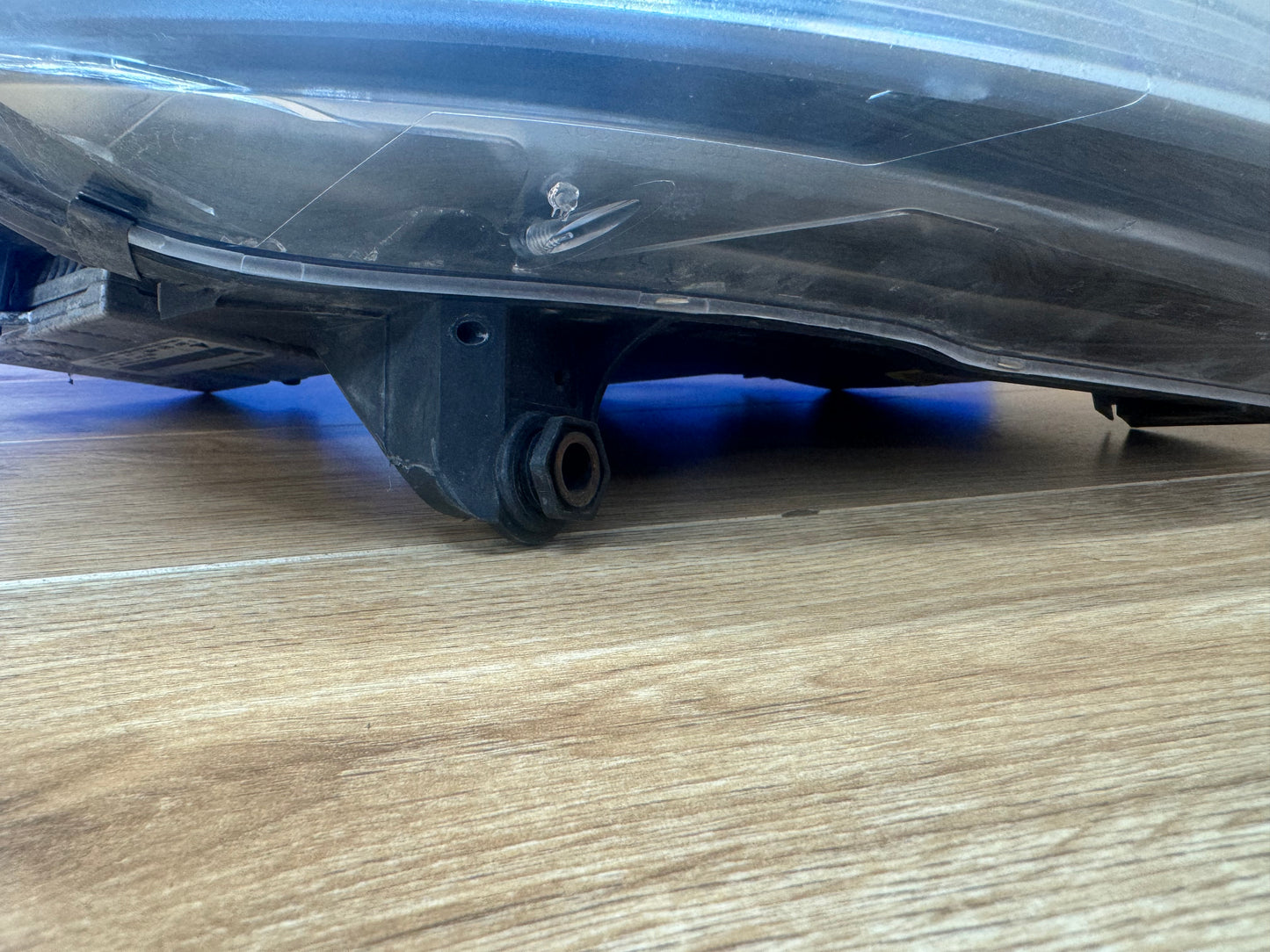 MK5 Golf GTI/GLI Xenon Headlight Passenger Right