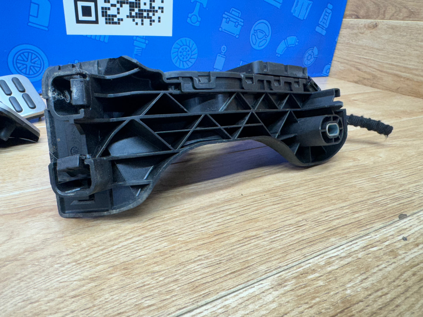 Volkswagen Mk5/6 GTI/GLI Pedal Set Manual