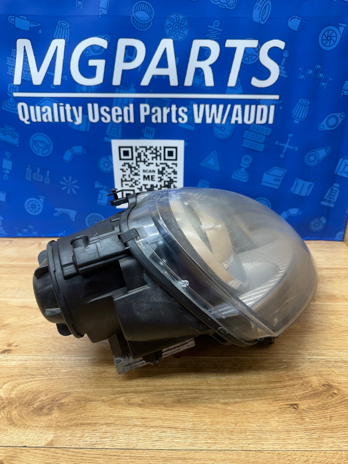 MK5 Golf GTI/GLI Xenon Headlight Passenger Right