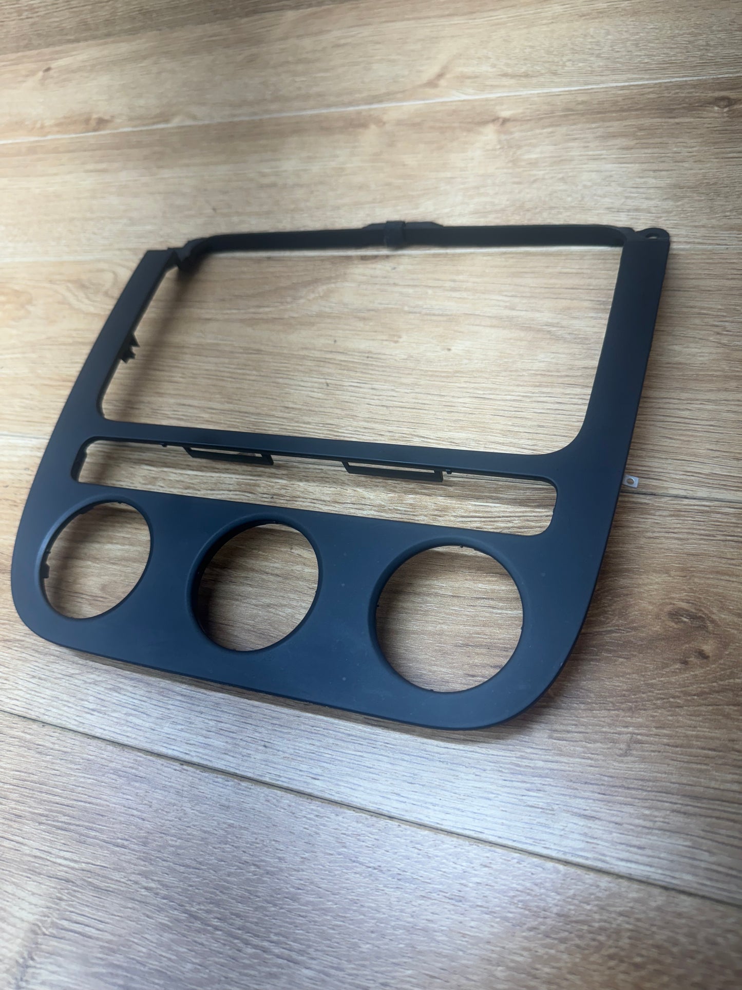 MK5 Climatronic Radio Surround