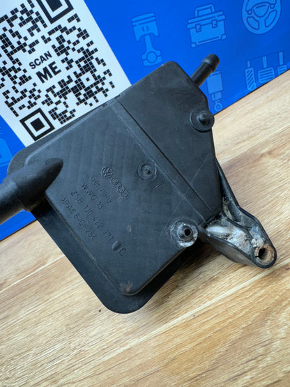 24V VR6 Mk4 Powering Steering Reservior