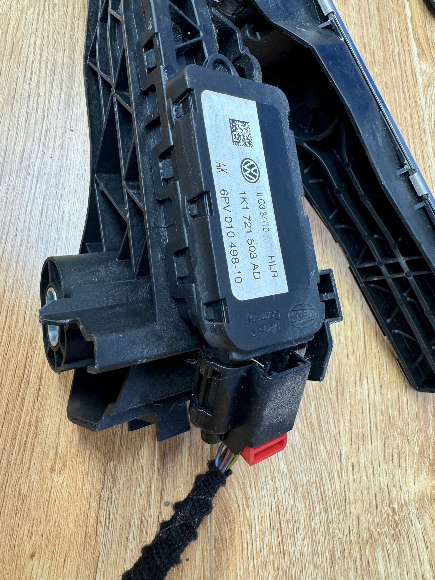 Volkswagen Mk5/6 GTI/GLI Pedal Set Manual