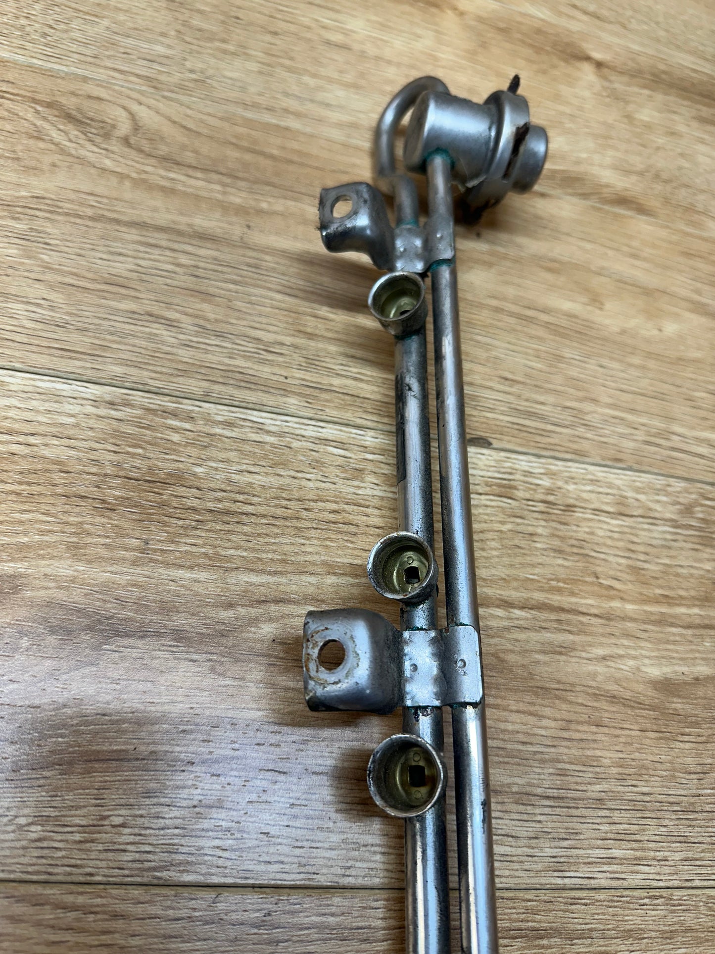 12V VR6 AFP Fuel Rail