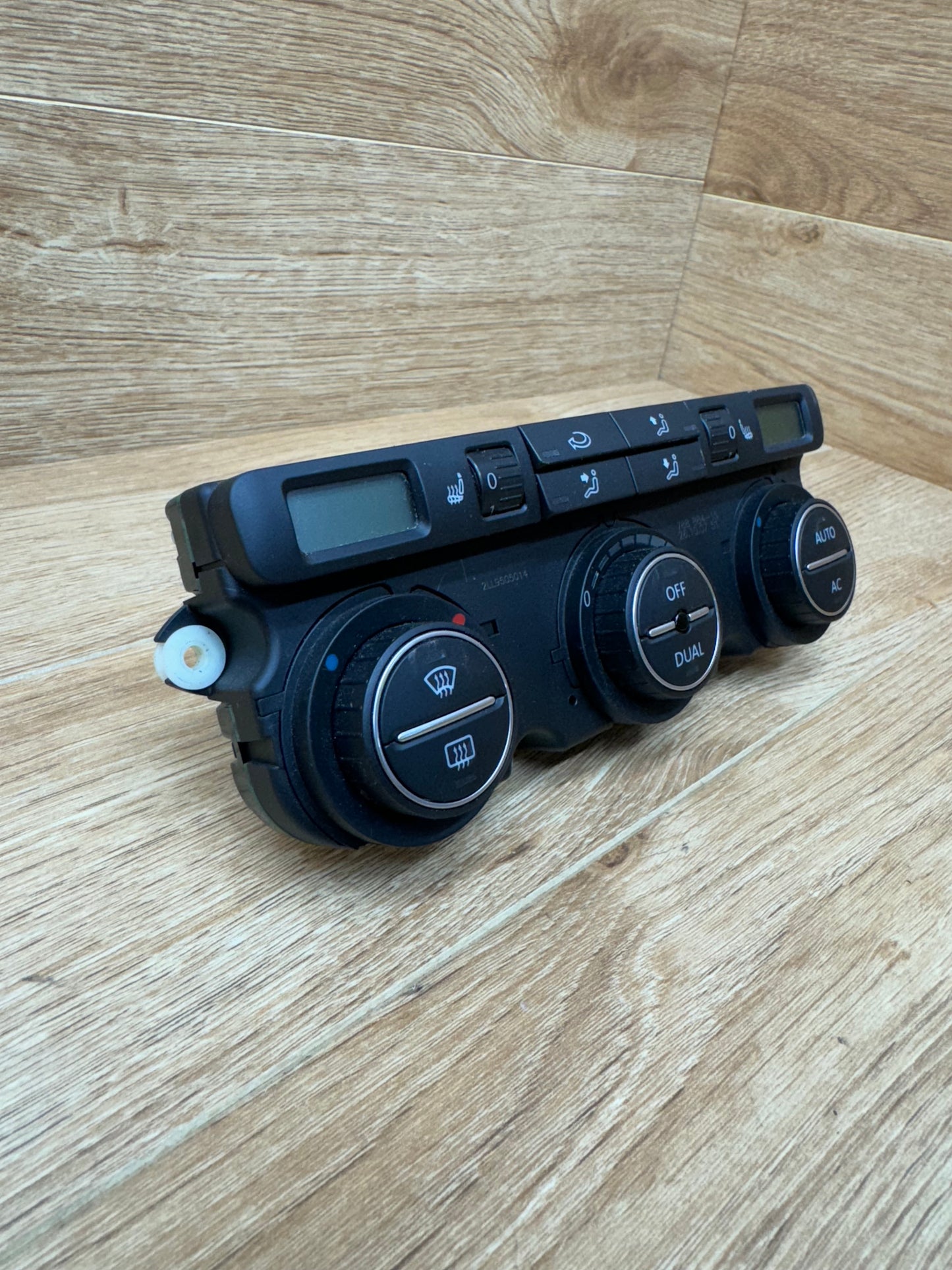 MK5 Climatronic HVAC Control Unit