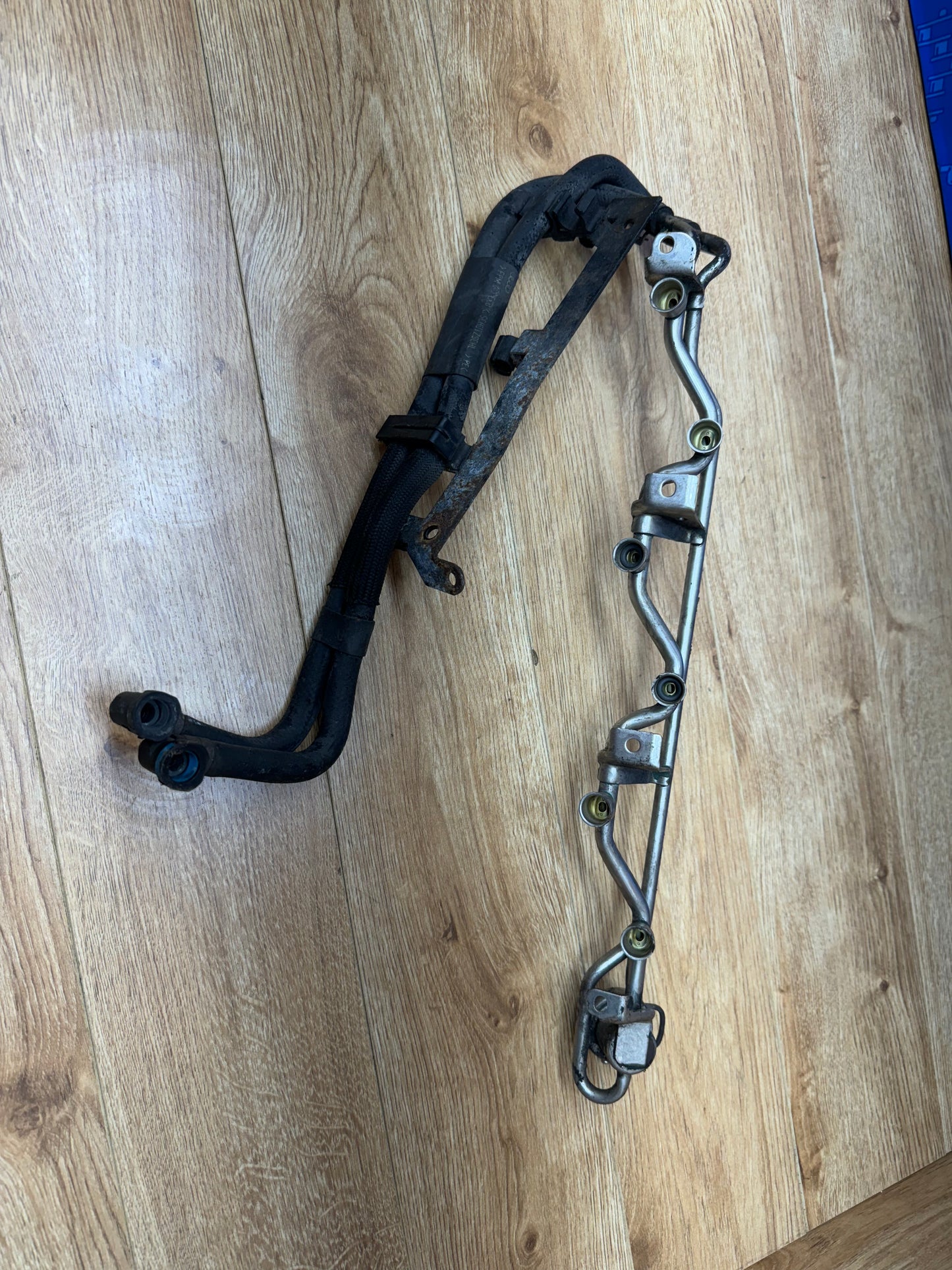 24V VR6 Mk4 Fuel Distribution/ Fuel Rail