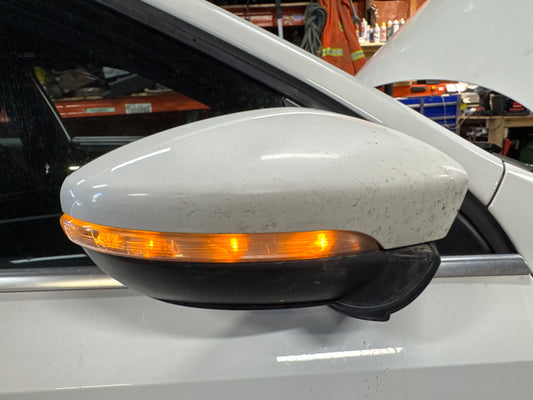 MK6 2013 Jetta GLI Passenger Right Mirror Assembly