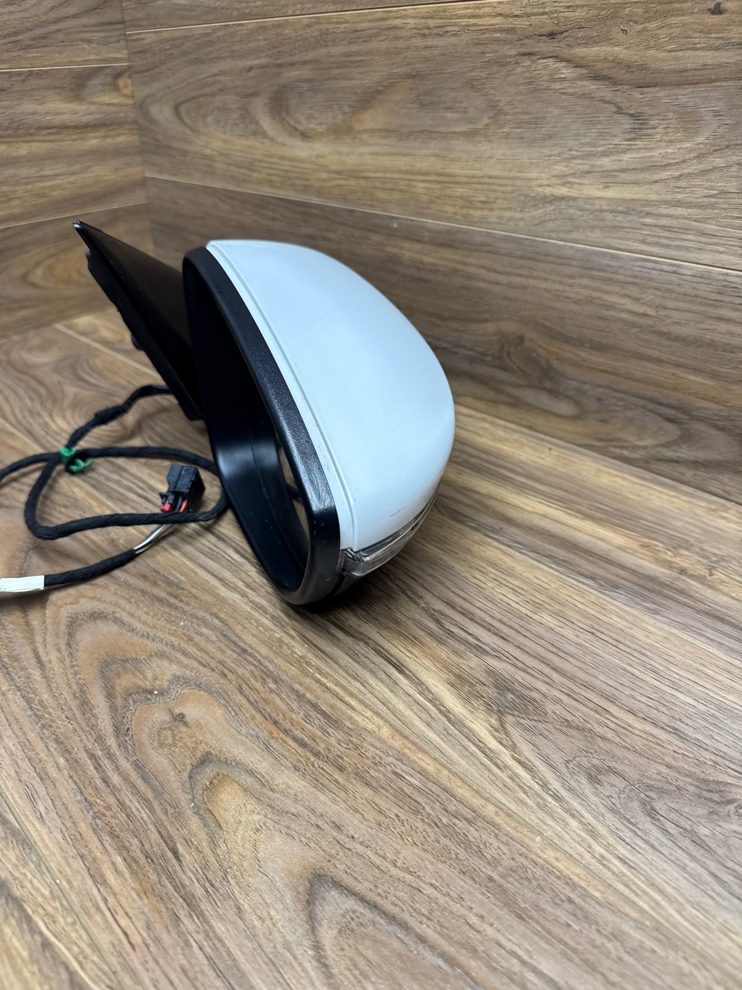 MK6 2013 Jetta GLI Passenger Right Mirror Assembly