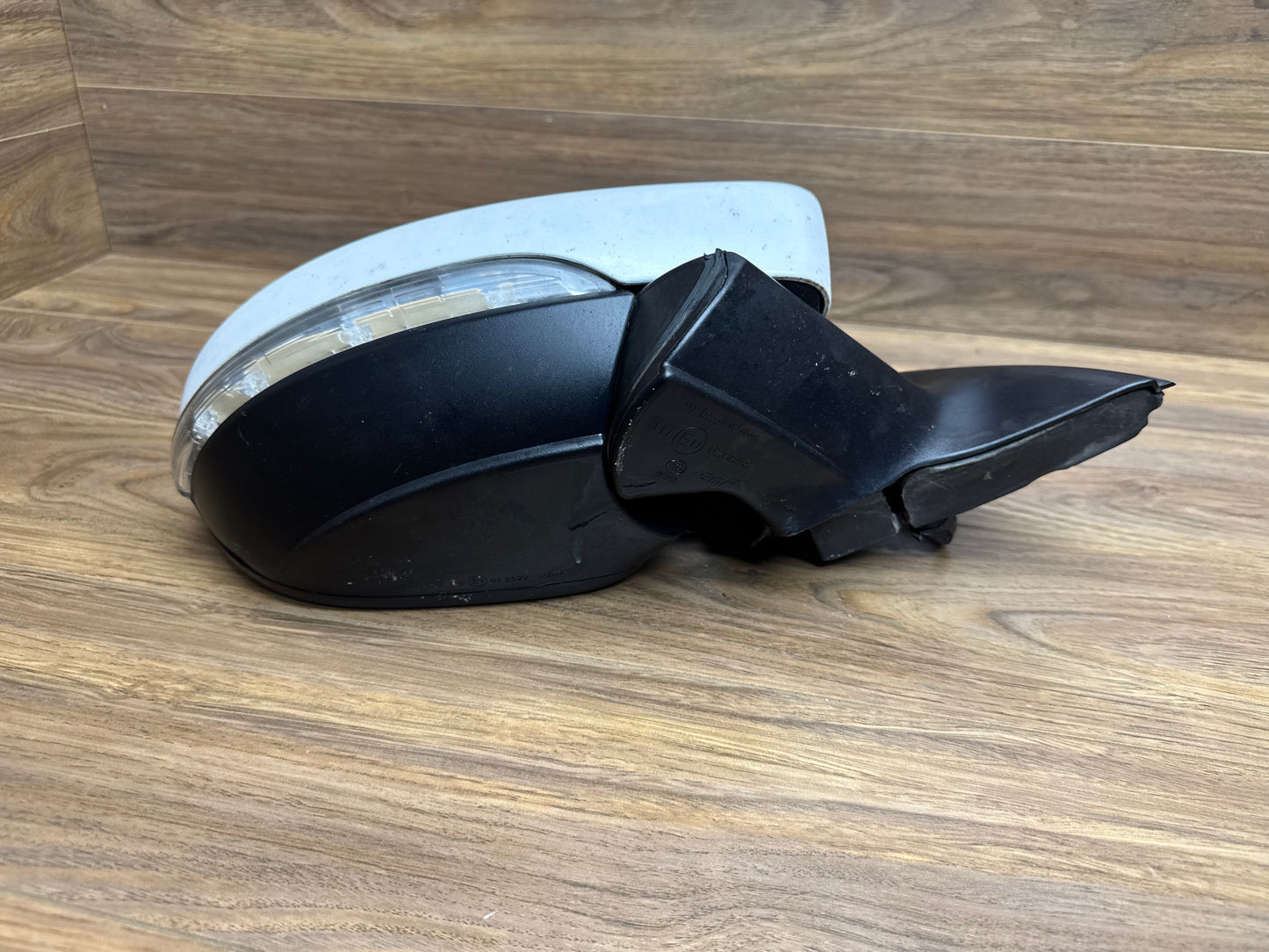 MK6 2013 Jetta GLI Passenger Right Mirror Assembly