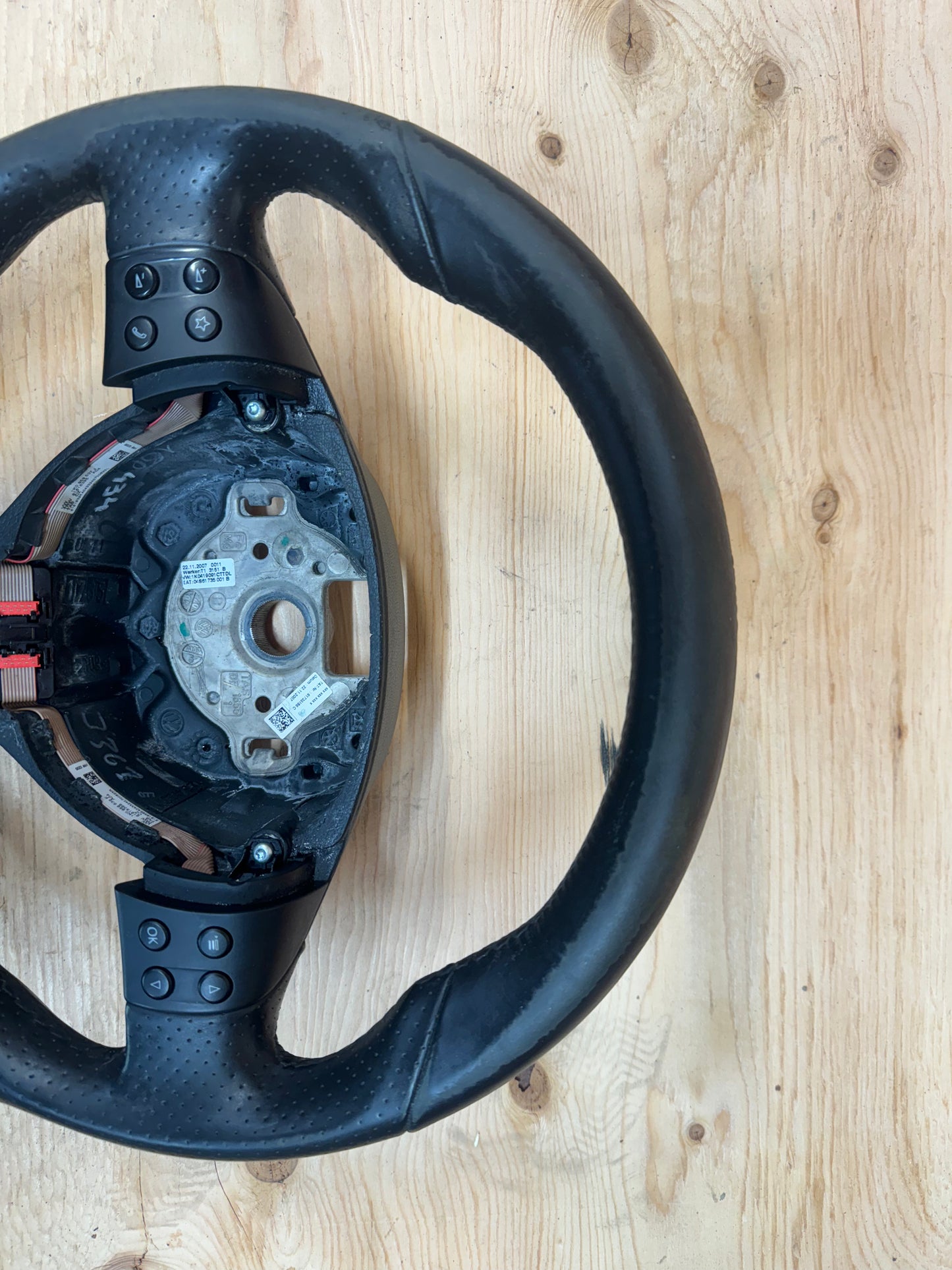 Volkswagen MK5 GTI Steering Wheel (Manual)