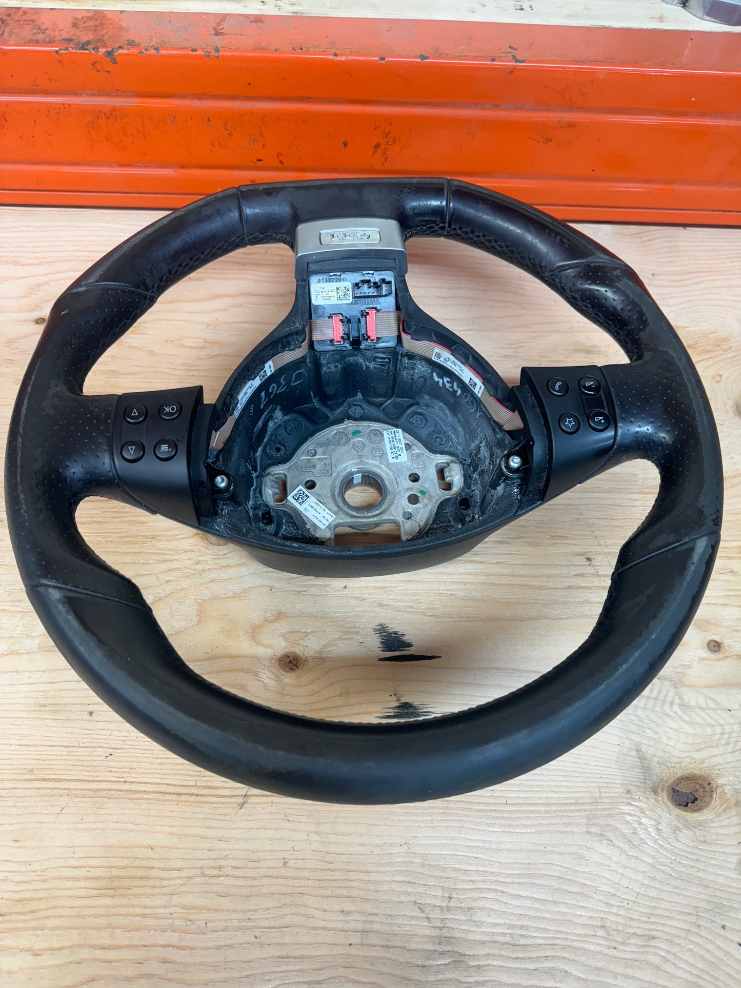 Volkswagen MK5 GTI Steering Wheel (Manual)