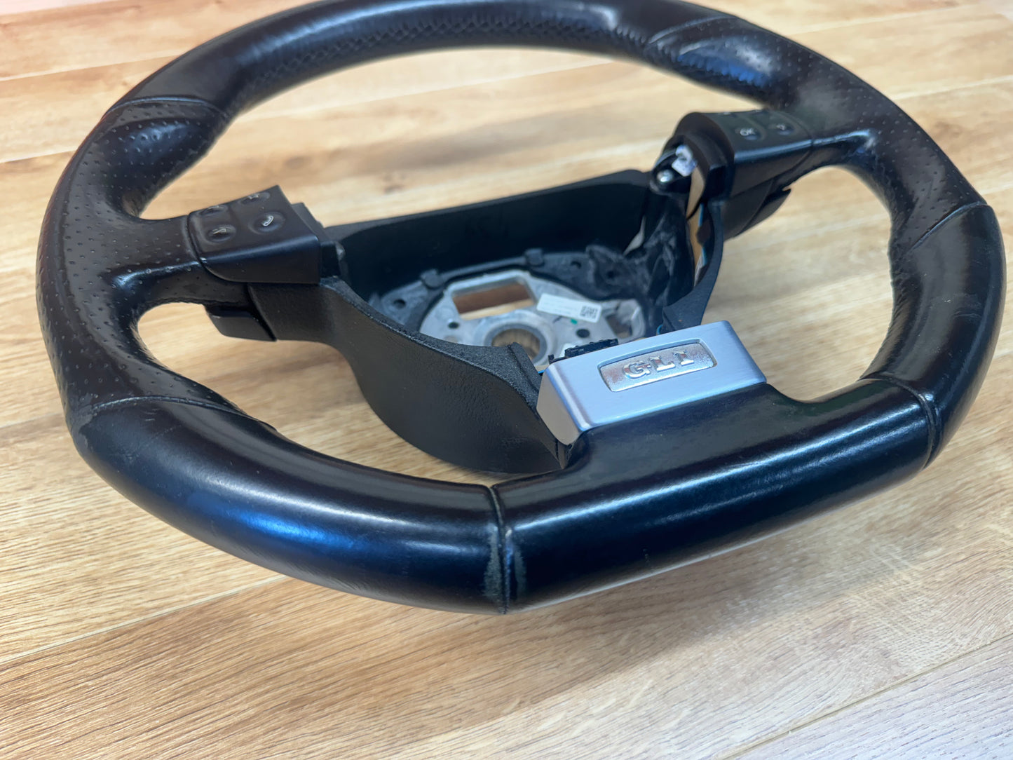 Volkswagen MK5 GLI Steering Wheel DSG