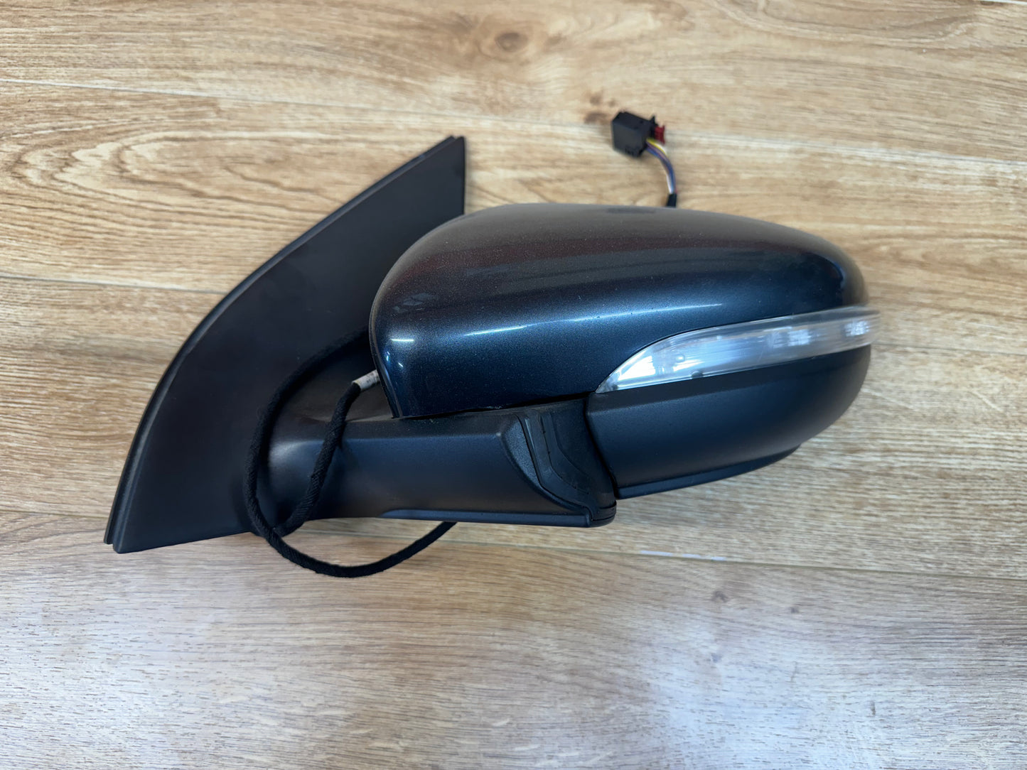 VOLKSWAGEN MK6 GOLF/ GTI Drivers Left Power Mirror