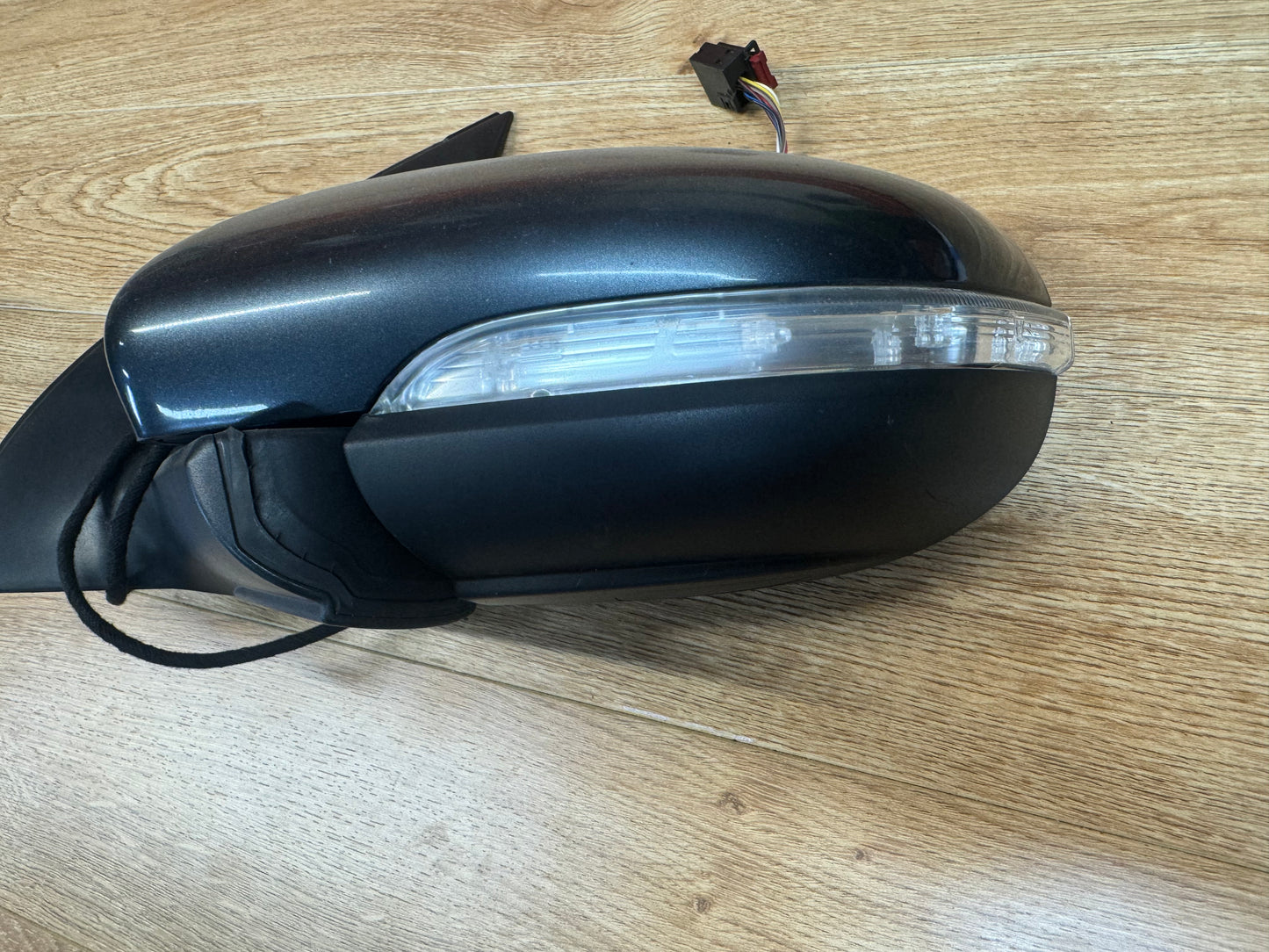 VOLKSWAGEN MK6 GOLF/ GTI Drivers Left Power Mirror