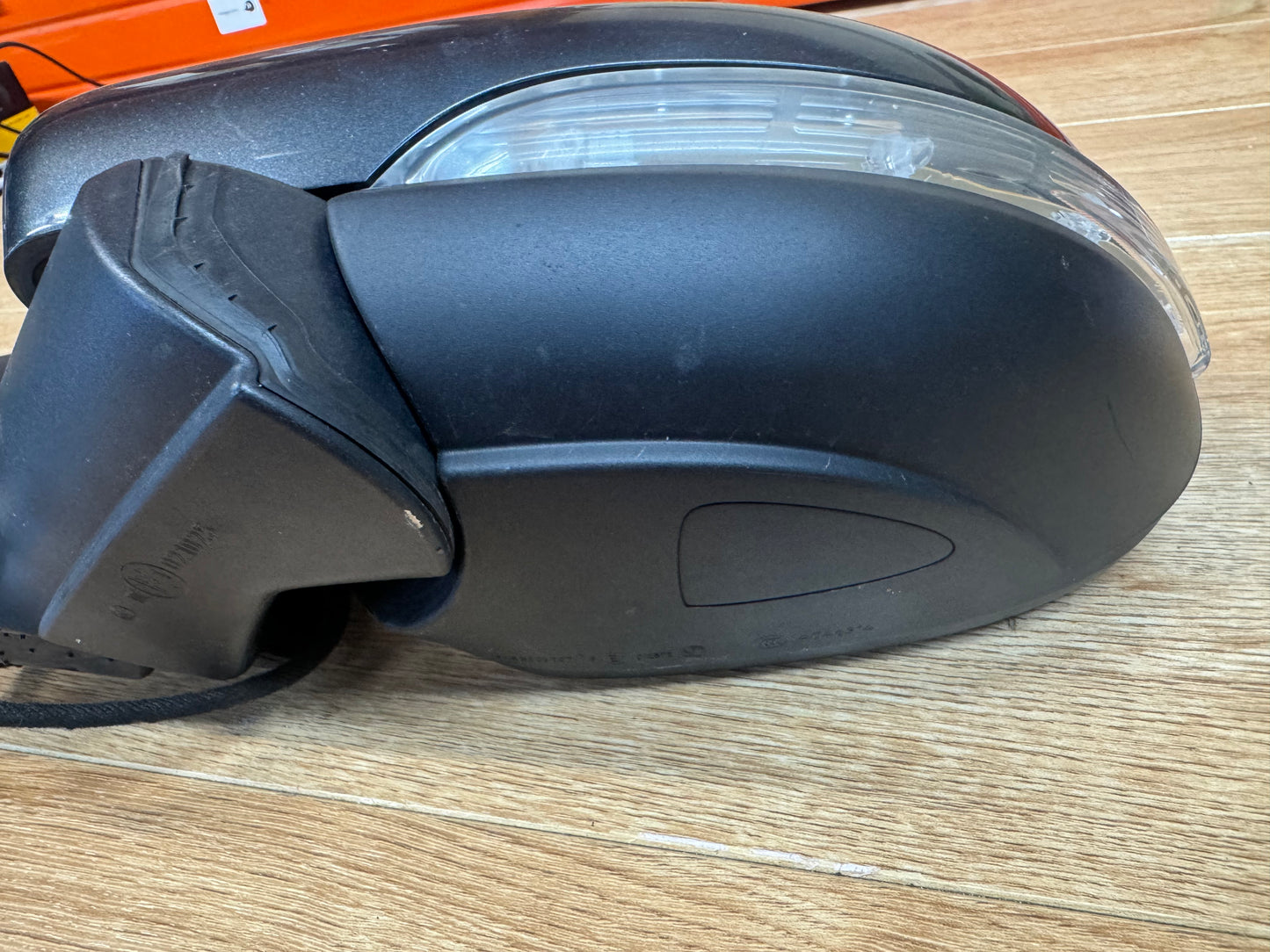 VOLKSWAGEN MK6 GOLF/ GTI Drivers Left Power Mirror