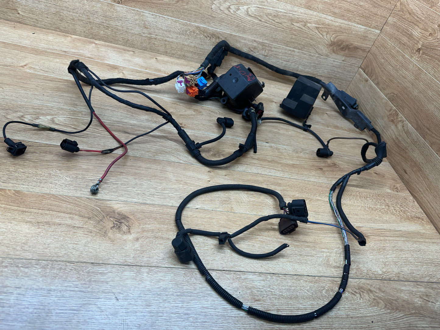 Volkswagen MK4 1.8T AWD compartment harness