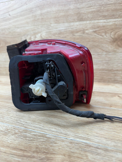 Volkswagen MK6 JETTA Left Driver Outer Tail Light Lamp