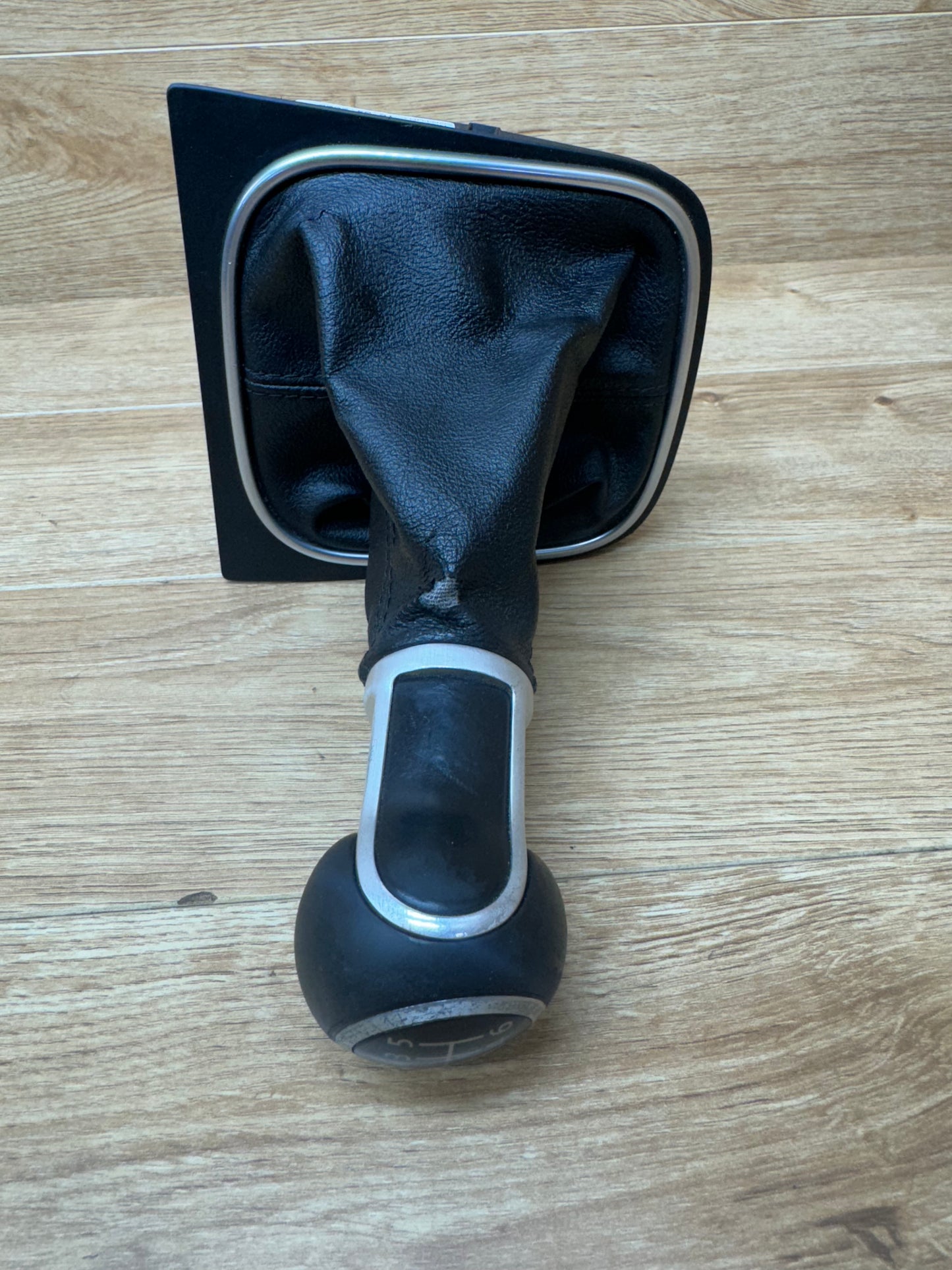 OEM MK5 GTI/GLI 6Speed Shift Knob&Boot