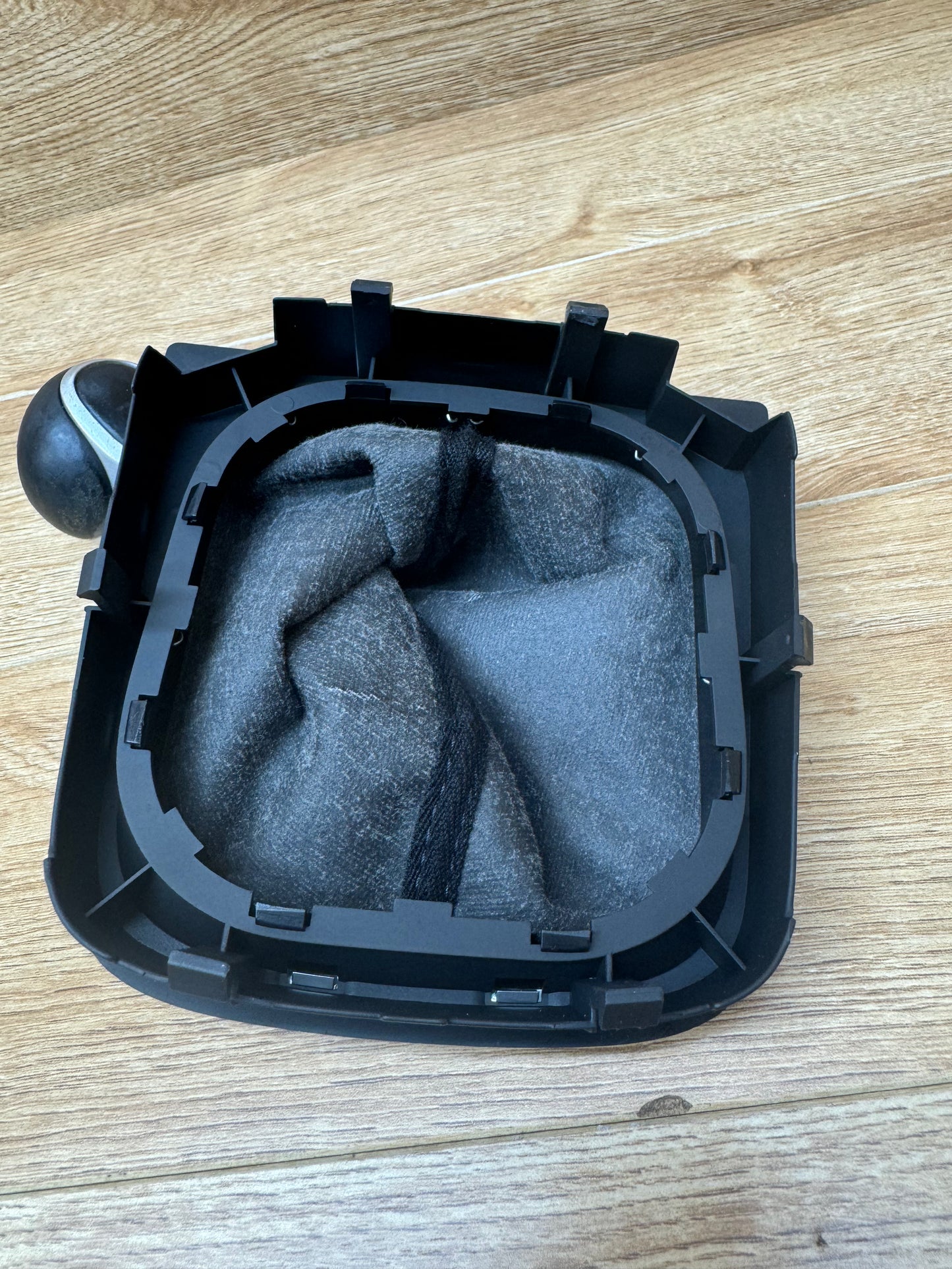 OEM MK5 GTI/GLI 6Speed Shift Knob&Boot