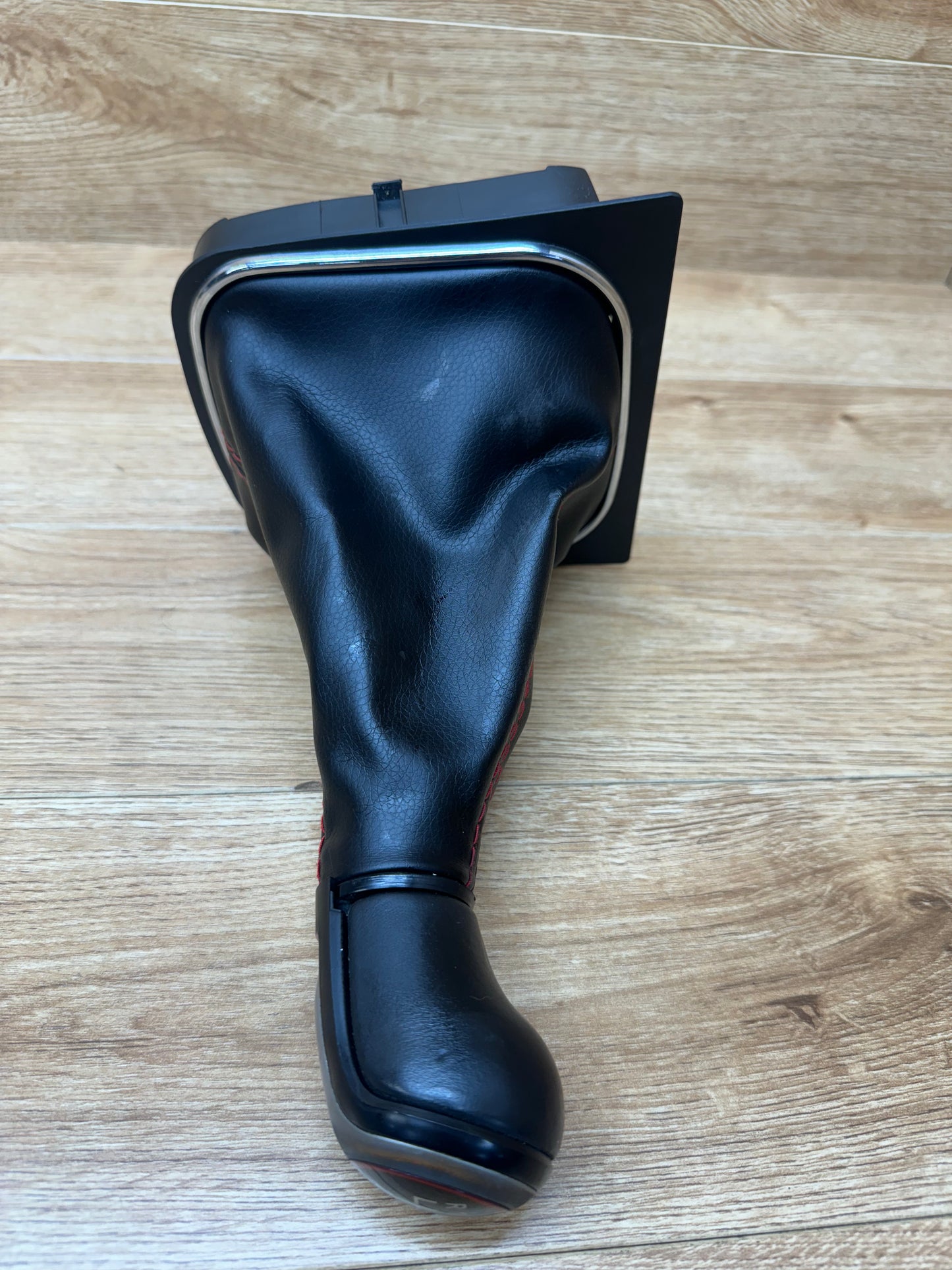 Aftermarket MK5/ MK6 6speed Shift Knob&Boot