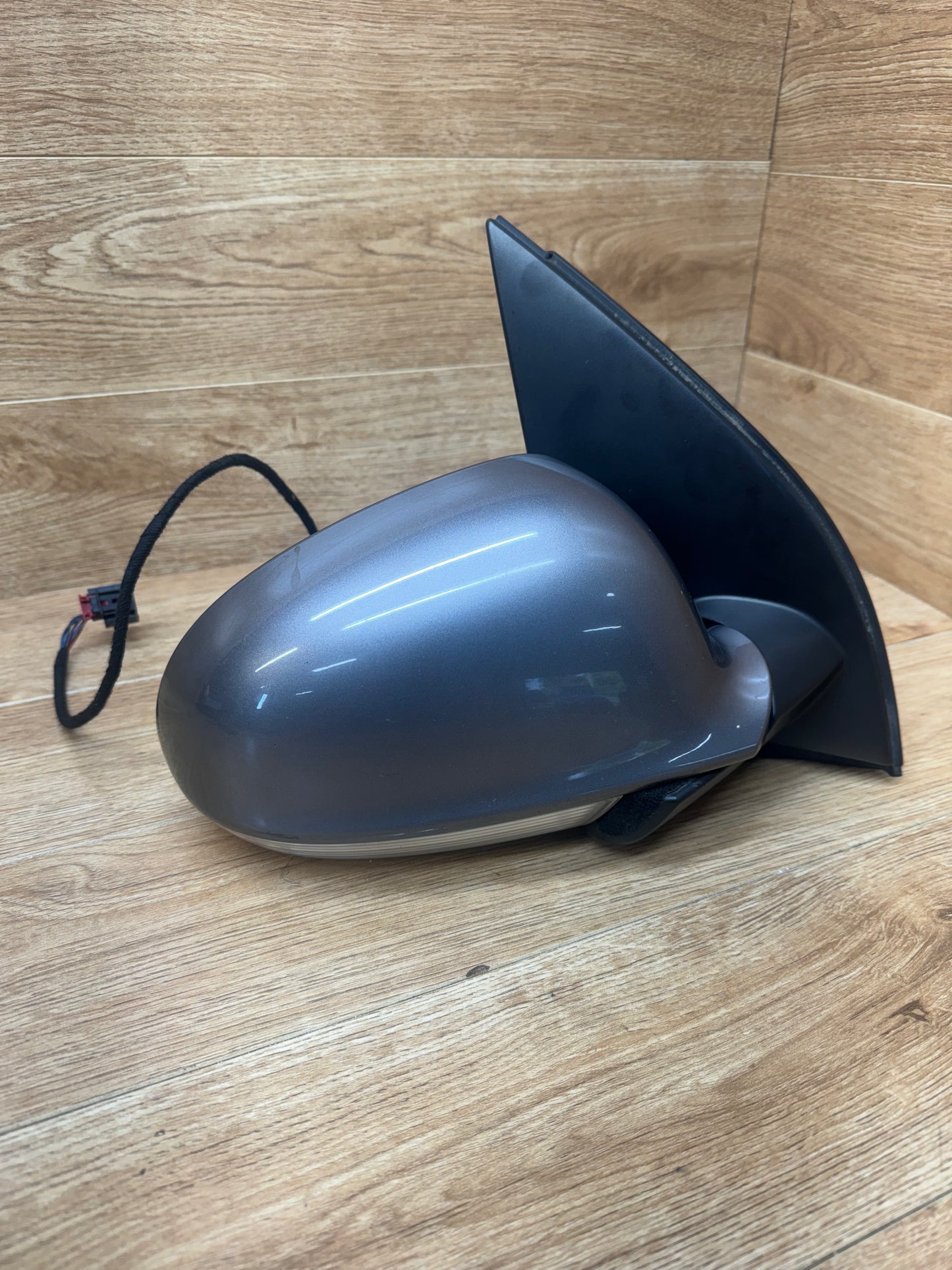 Volkswagen MK5 Golf GTI Passenger Mirror Assembly
