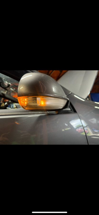 Volkswagen MK5 Golf GTI Passenger Mirror Assembly