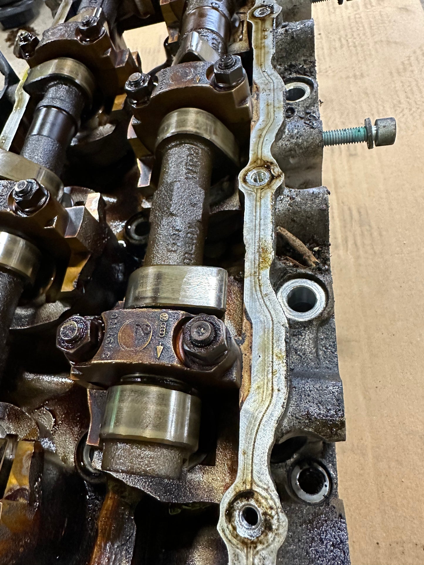 12V VR6 Cylinder Head