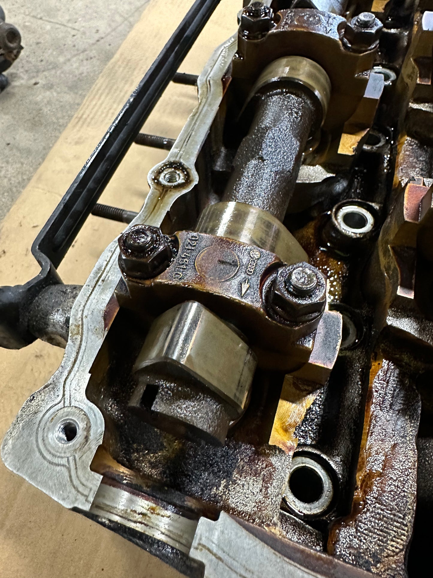 12V VR6 Cylinder Head