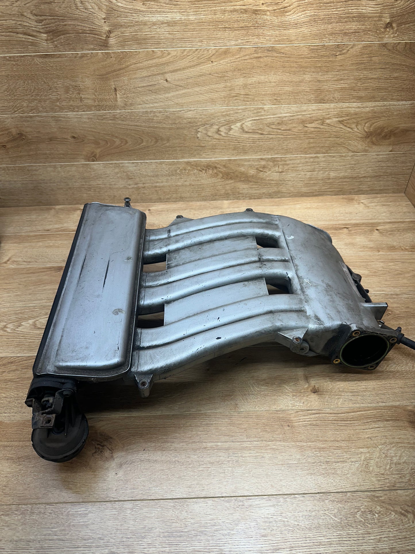 12v VR6 Intake Manifold