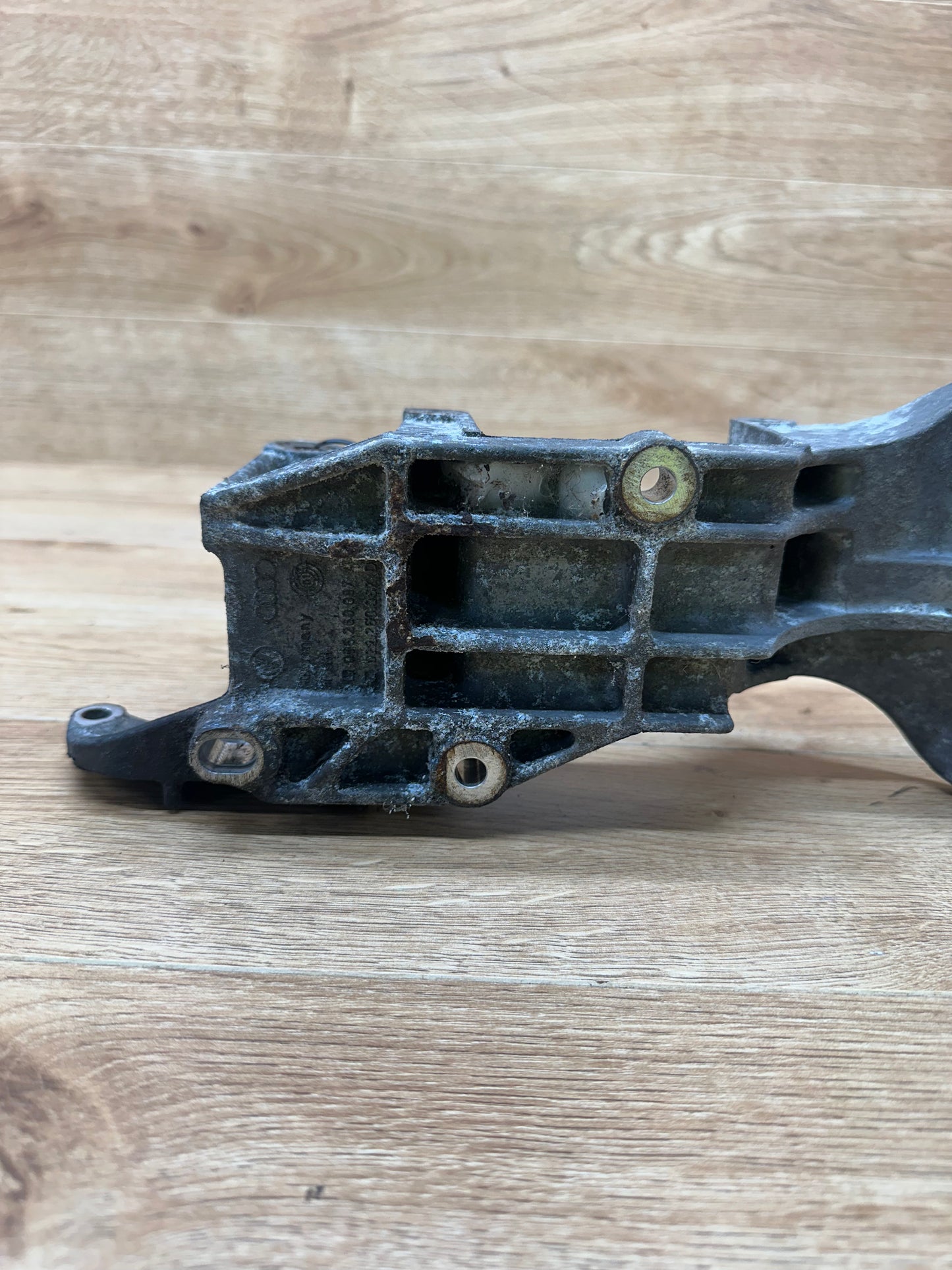 24v VR6 Accessory Bracket