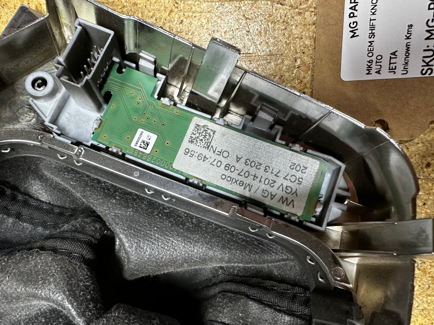 MK6 Shift Knob Assembly